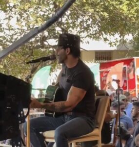 VÍDEO: Gusttavo Lima surpreende fãs em Goiânia com show intimista e anuncia retorno da turnê Buteco