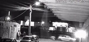 CÂMERAS DE SEGURANÇA FLAGRAM JOVEM SENDO ATROPELADA DURANTE CONFUSÃO EM ANÁPOLIS